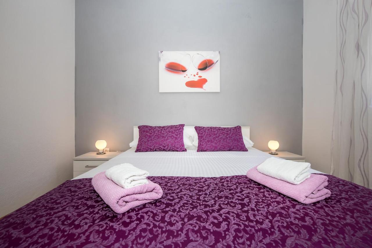 Apartmani Filipic Бол Екстер'єр фото